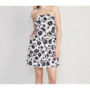 Old Navy Sz XL Black White Floral Fit And Flare Linen Blend Above Knee Dress